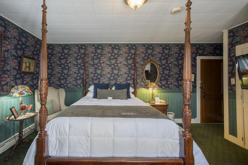Stroudsmoor Country Inn 2*