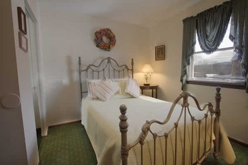 Stroudsmoor Country Inn 2*